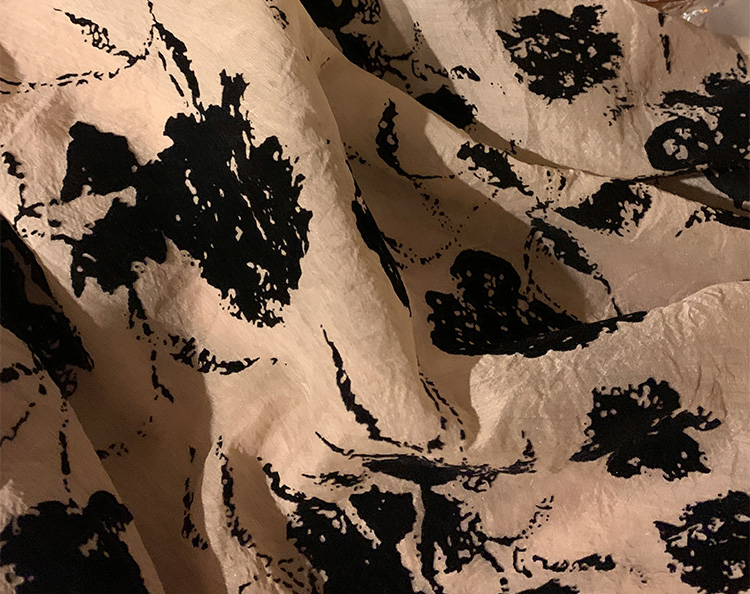 臺(tái)州金玨網(wǎng)布廠家?guī)私庀浒W(wǎng)的植絨工藝（內(nèi)部）